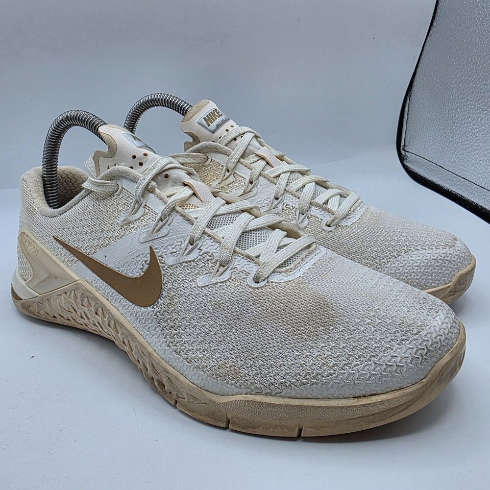 Nike Metcon 4 Womens Size 8 Champagne Metallic Gold Training Shoes Casual Walk